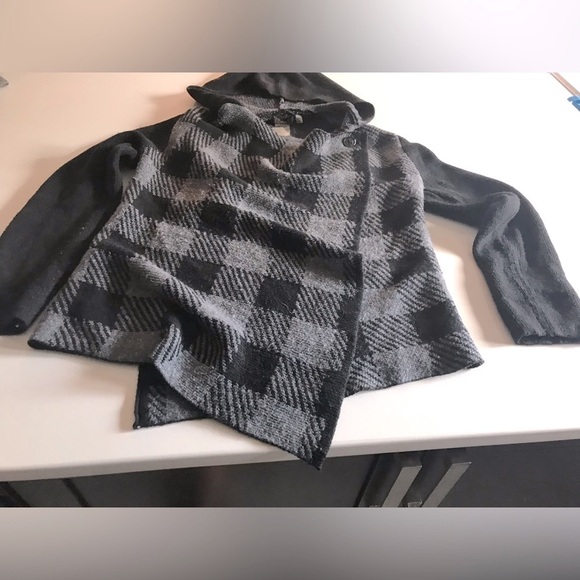 Dex size small hoodie wrap sweater - Picture 4 of 7